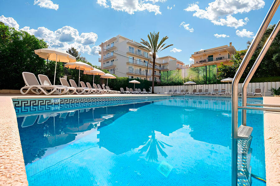 Piscine de l'hôtel